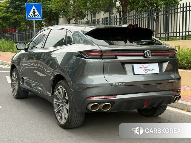 Chang'an UNI-K id 4380353 из Китая 17