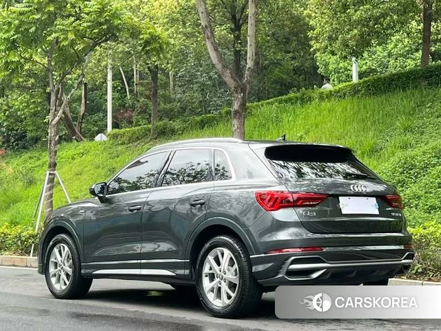 Audi Q3 2019 Темно-серый из Китая, фото 5