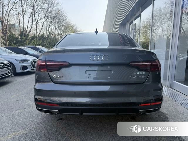 Audi A4L 2025 Темно-серый из Китая, фото 5