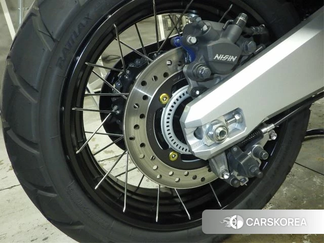 Honda X-ADV 750 id 4184952 из Японии 29