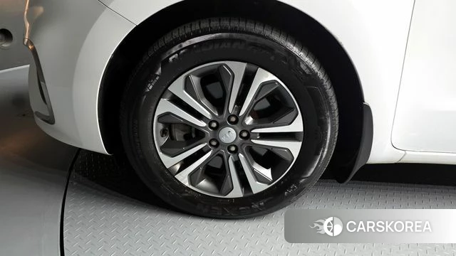 Kia The New Carnival id 4269258 из Кореи 15