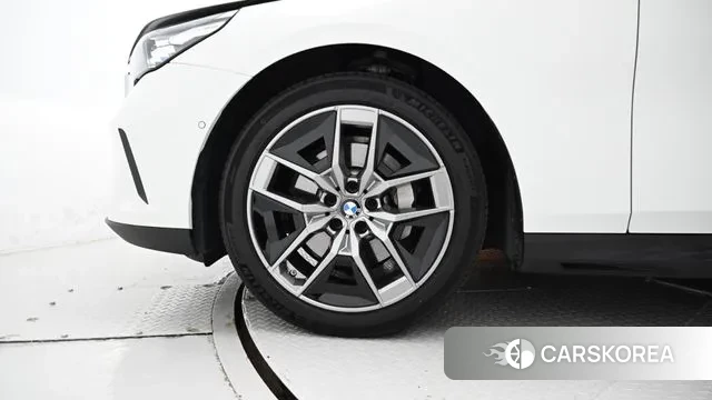 BMW 5 Series (G60) id 2993177 из Кореи 15