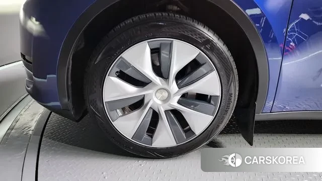 Tesla Model Y id 3305418 из Кореи 15