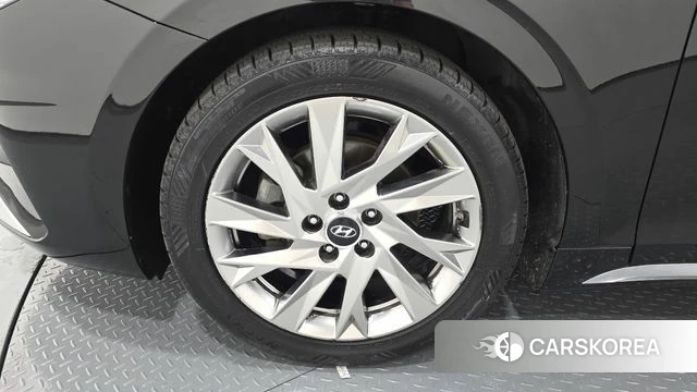 Hyundai The New Grandeur IG Hybrid id 4410293 из Кореи 28