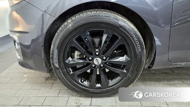 Kia All New Carnival id 3583617 из Кореи 15