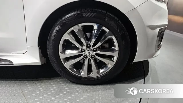 Kia All New Carnival id 3445136 из Кореи 15