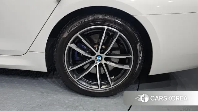 BMW 5 Series (G30) id 3601301 из Кореи 15