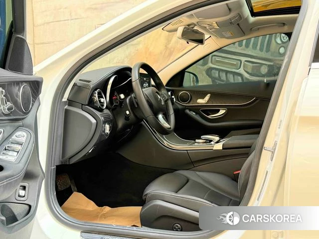 Mercedes-Benz Class C 2018 Белый из Китая, фото 6