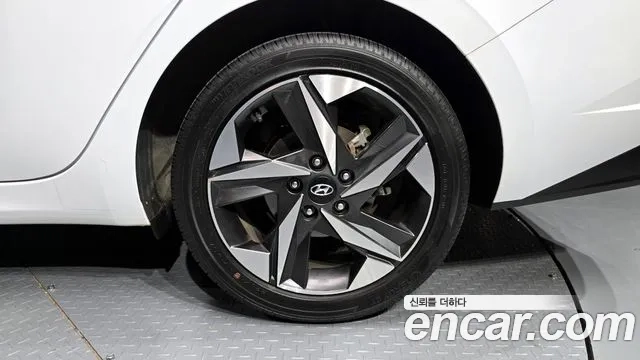 Hyundai Avante (CN7) id 2921829 из Кореи 15