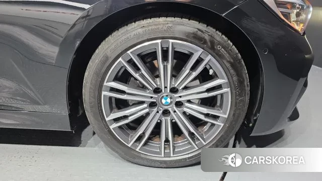 BMW 3 Series (G20) id 3540556 из Кореи 15