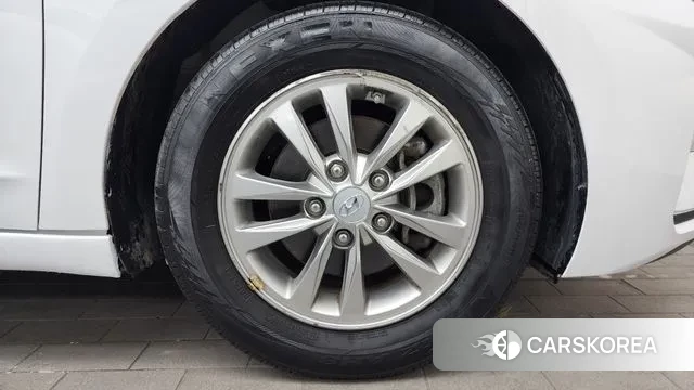 Hyundai The New Avante AD id 3509755 из Кореи 15