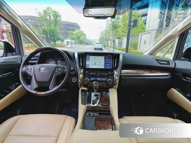 Toyota Elfa id 4260804 из Китая 7