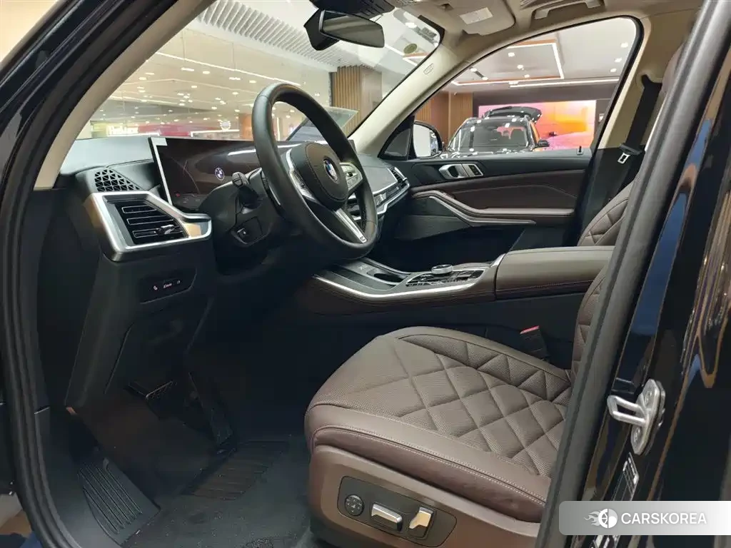 BMW X5 2025 Черный из Китая, фото 5
