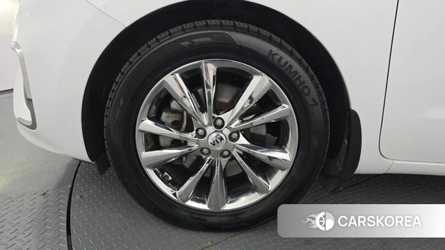 Kia The New Carnival id 4390391 из Кореи 15