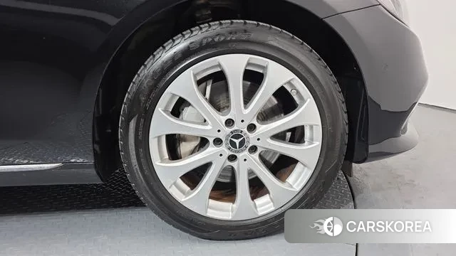 Mercedes-Benz E-Class W213 id 3627309 из Кореи 15