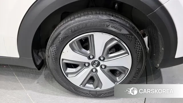 Kia Niro id 3357349 из Кореи 15