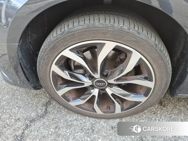 Audi A4 (B9) id 3498348 из Кореи 7