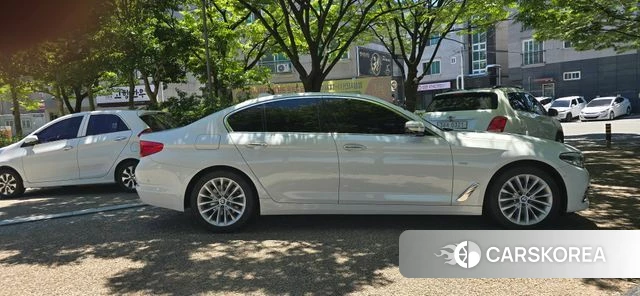 BMW 5 Series (G30) 2018 Белый из Кореи, фото 6