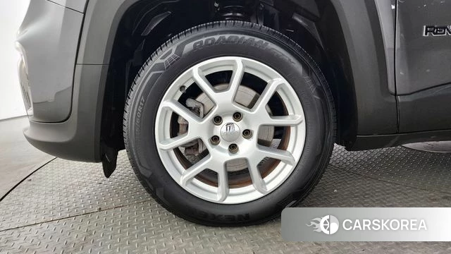 Jeep Renegade id 4188194 из Кореи 15