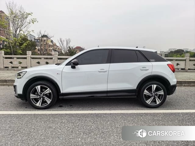 Audi Q2L id 4241877 из Китая 13
