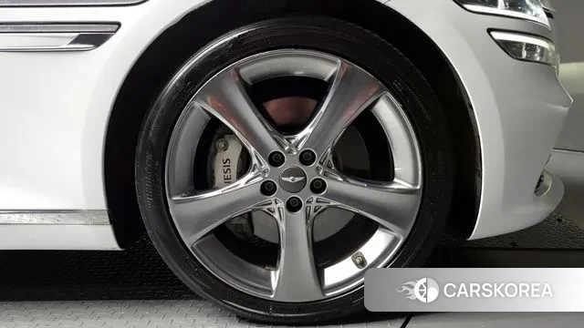 Genesis G80 (RG3) id 3384504 из Кореи 15