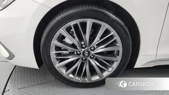 Hyundai Grandeur IG Hybrid id 3510055 из Кореи 15