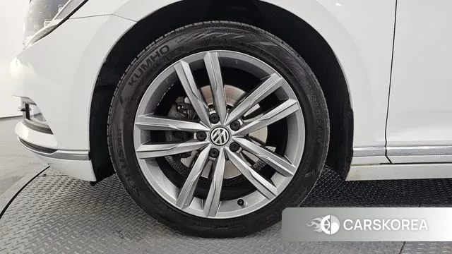 Volkswagen Passat GT (B8) id 3723795 из Кореи 15