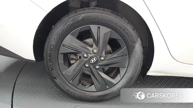 Hyundai Avante Hybrid (CN7) id 3289921 из Кореи 15