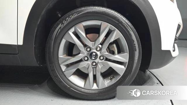 Kia Seltos id 4429250 из Кореи 15