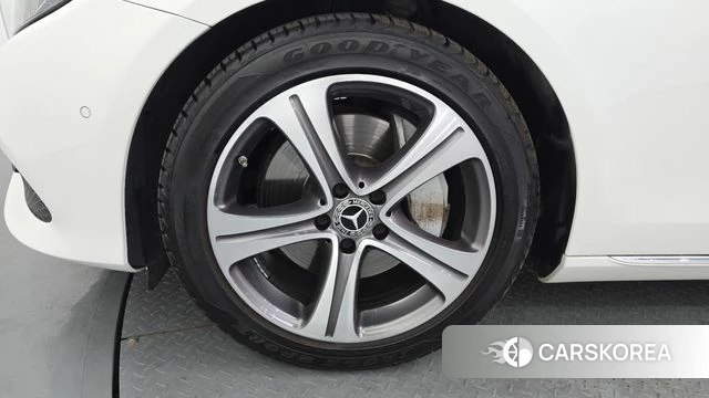 Mercedes-Benz E-Class W213 id 4410532 из Кореи 32