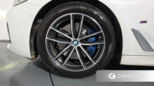 BMW 5 Series (G30) id 4324559 из Кореи 31