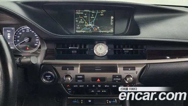 Lexus New ES300h id 2629604 из Кореи 15