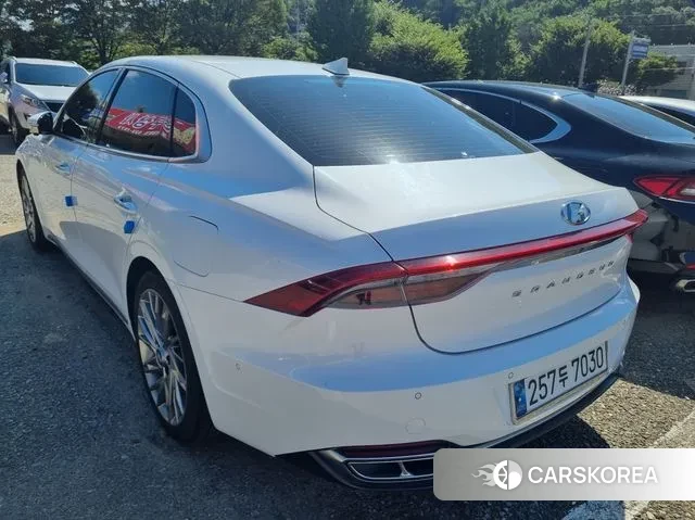 Hyundai The New Grandeur IG id 3122850 из Кореи 15