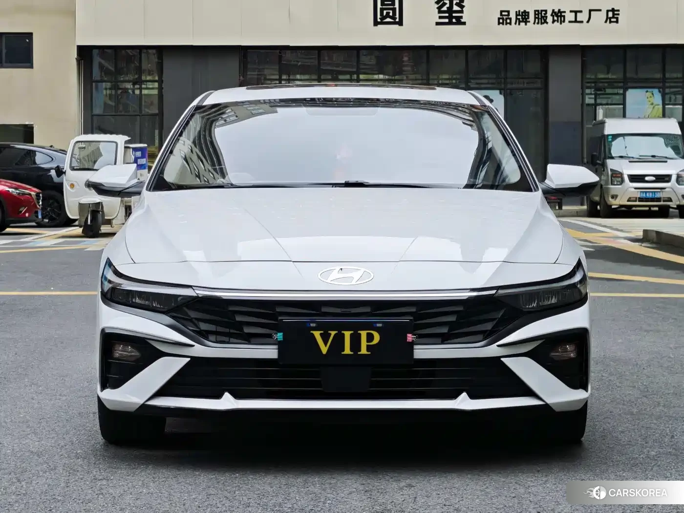 Hyundai Elantra 2025 Белый из Китая, фото 5
