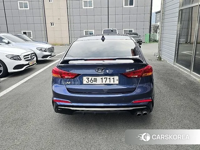 Hyundai Avante AD id 3380818 из Кореи 10