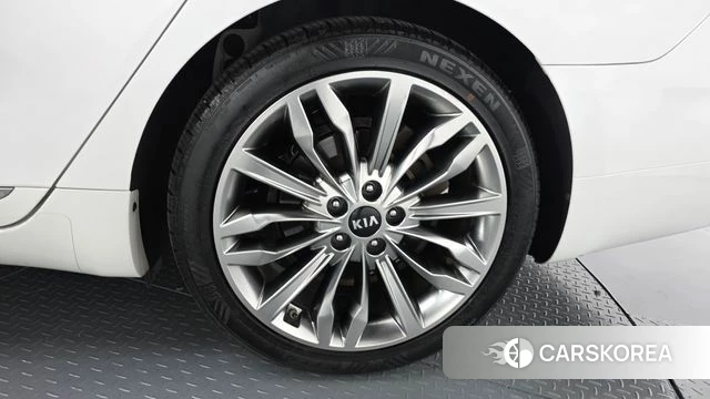 Kia K7 Premier id 3879634 из Кореи 15