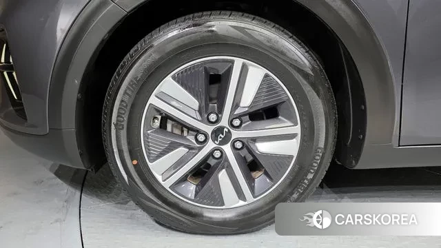 Kia The New Niro id 3691363 из Кореи 15