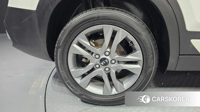 Kia Seltos id 4284919 из Кореи 15