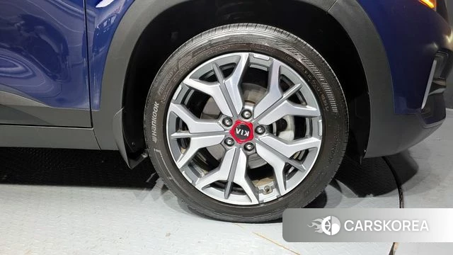 Kia Seltos id 3801105 из Кореи 15