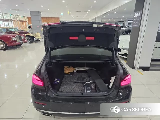 BMW 5 Series (G30) id 3333864 из Кореи 13