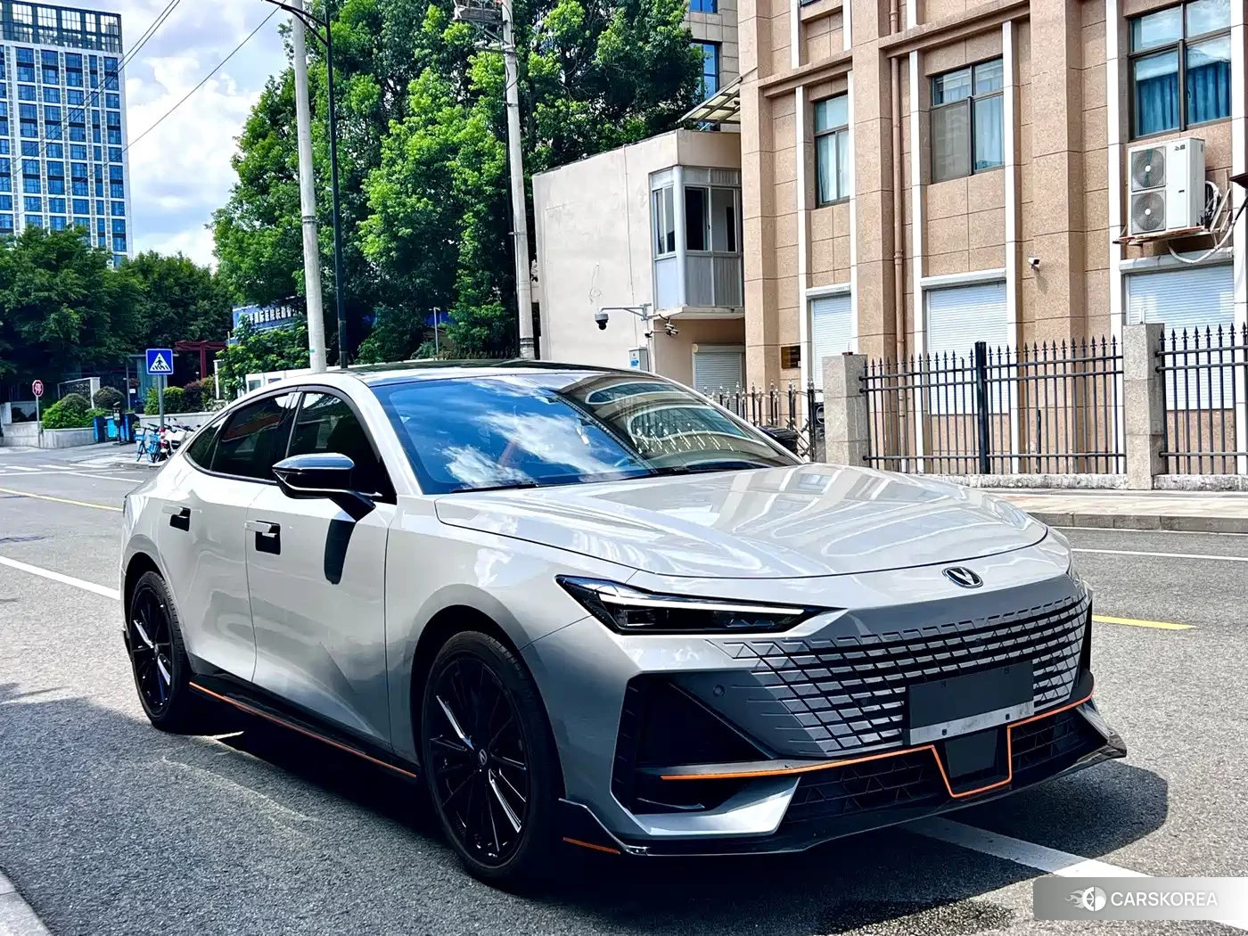Chang'an UNI-V id 4601111 из Китая 11