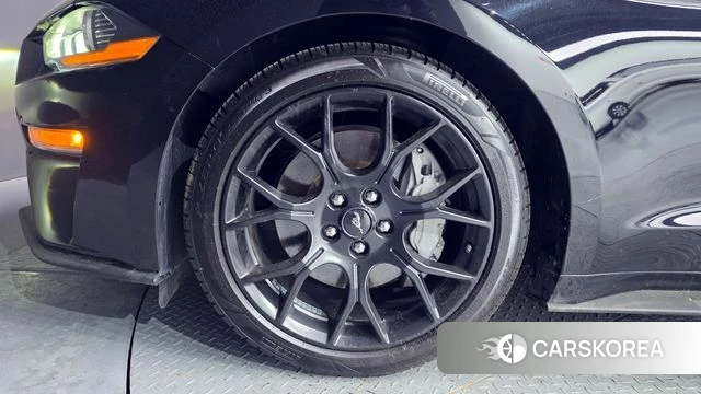 Ford Mustang id 4267916 из Кореи 23