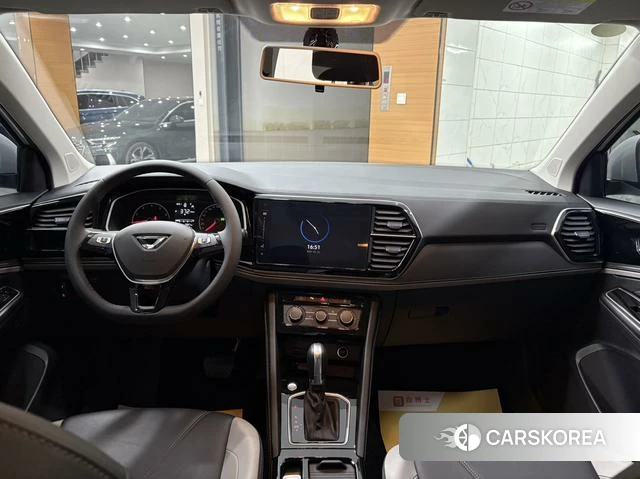 Jetta VS5 id 3907928 из Китая 13
