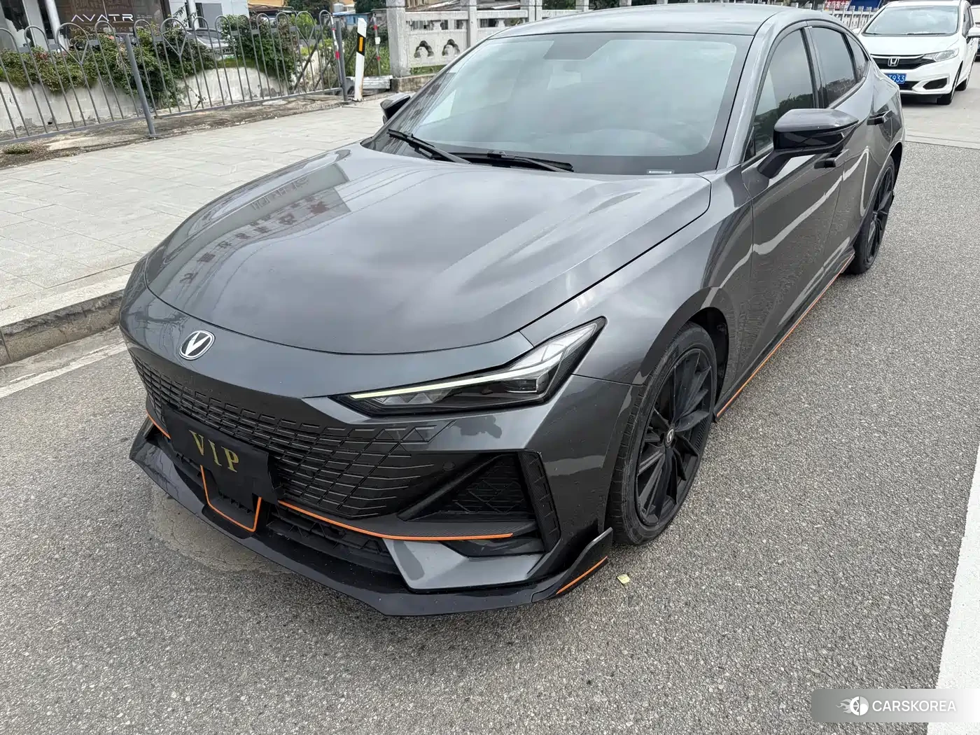 Chang'an UNI-V 2022 Silver/gray из Китая, фото 5