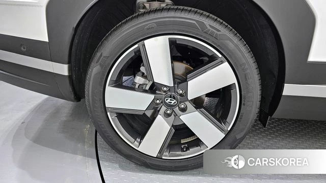 Hyundai Santa Fe (MX5) id 4394879 из Кореи 30