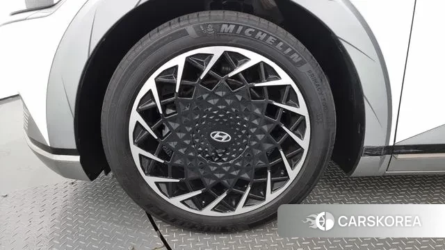 Hyundai Ionic 5 id 2895495 из Кореи 15