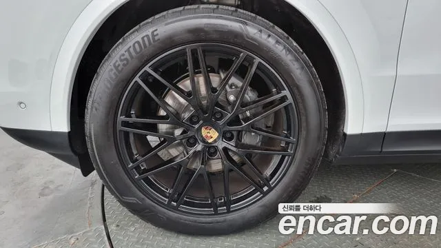 Porsche Cayenne (PO536) id 2847669 из Кореи 15