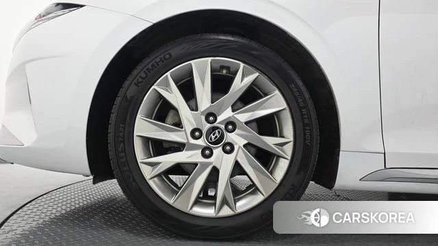 Hyundai The New Grandeur IG Hybrid id 4683457 из Кореи 34