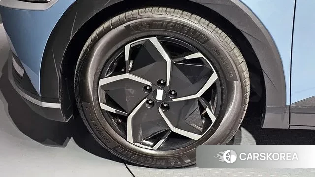 Hyundai Ionic 5 id 2885196 из Кореи 15