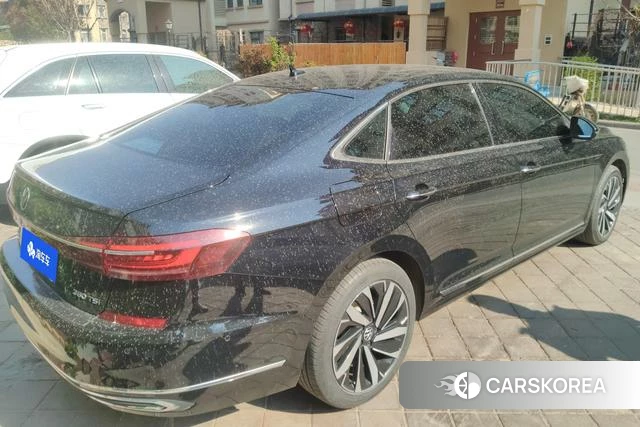 Volkswagen Passat id 4272304 из Китая 12